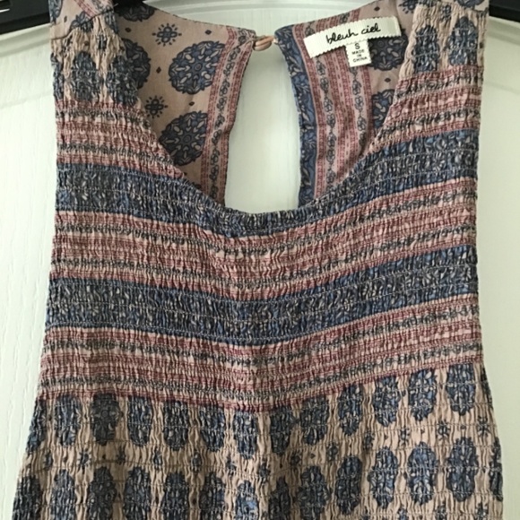 Patterned Dress - Picture 3 of 6